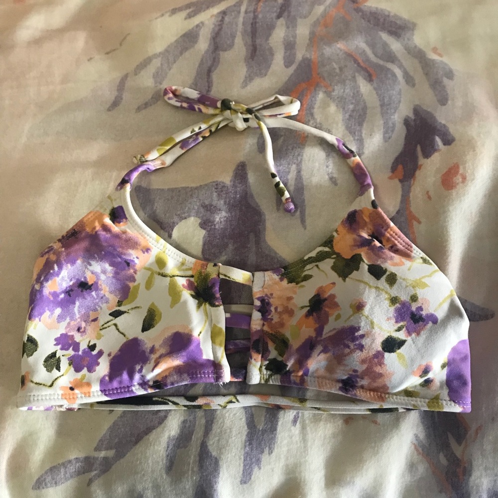 Floral print Midori Bikini Top!